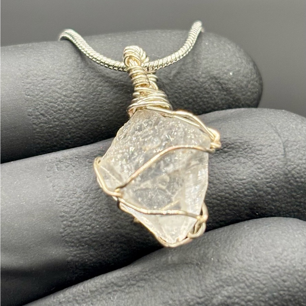 Handcrafted Wire-Wrapped Crystal Pendant - Picture 2 of 3